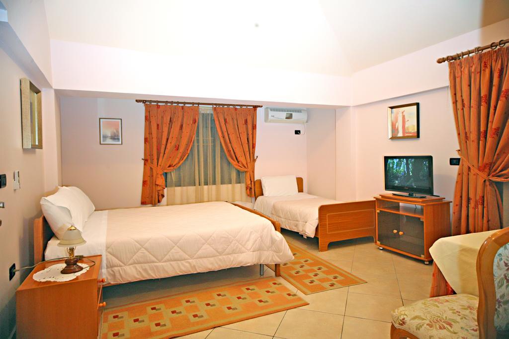 Hotel Primavera Vlorë Quarto foto